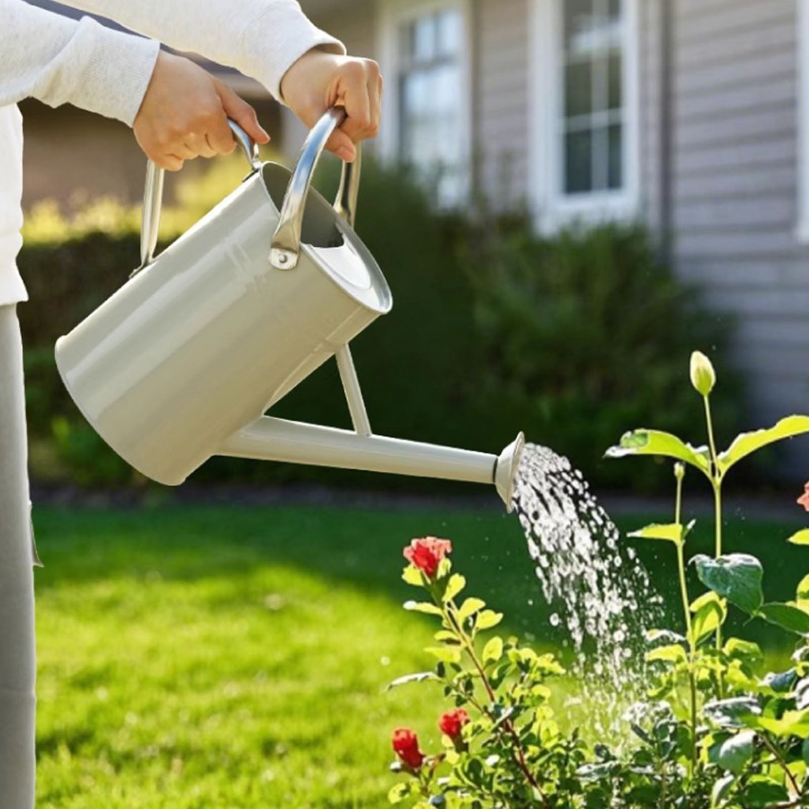 Industrial 5L Capacity Metal Watering Can Heavy Gauges Iron Comfortable Angled Spout Garden Irrigation Solution