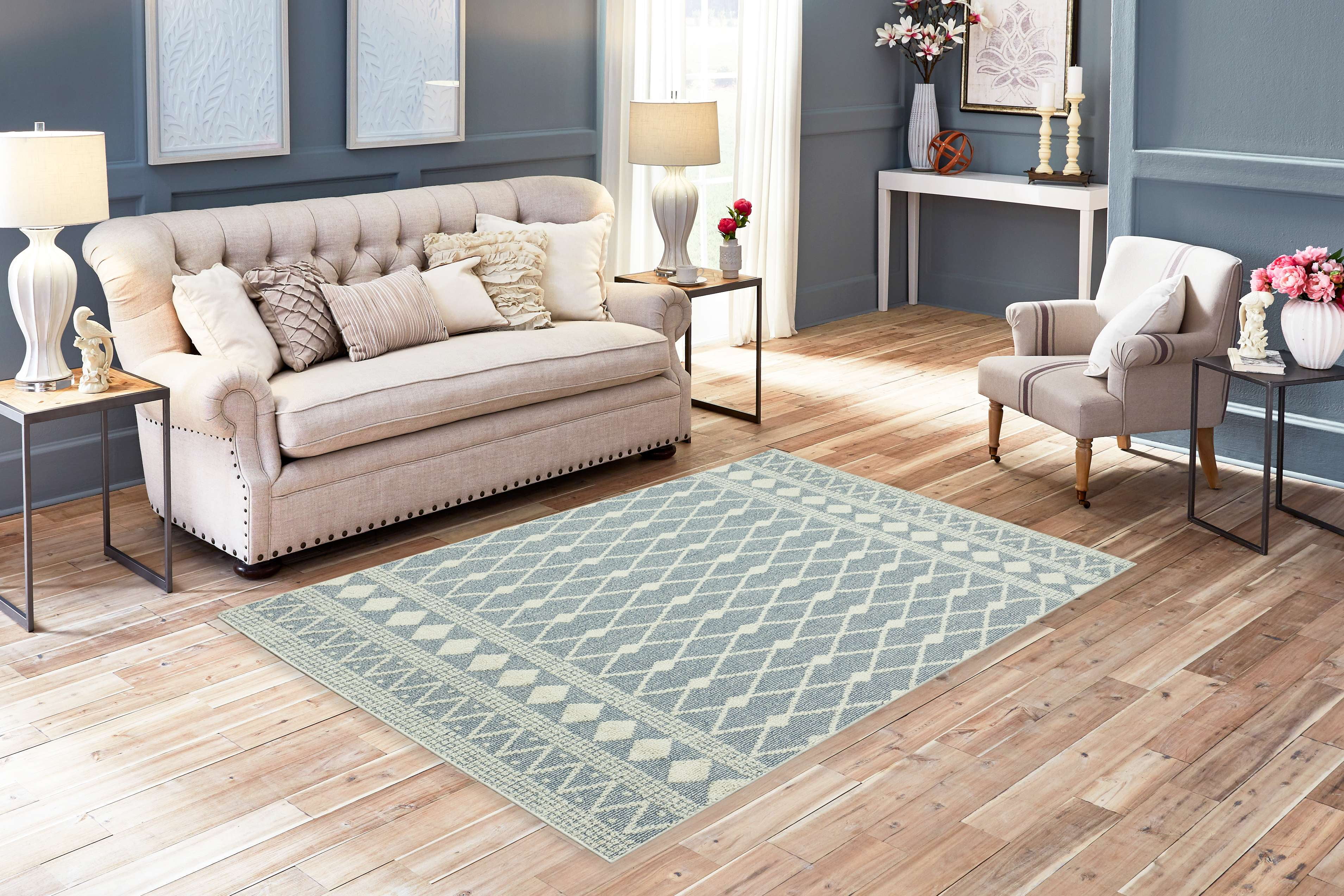 Mainstays Traditional Blue Diamond High-Low Pile Indoor Area Rug, 7'x10'