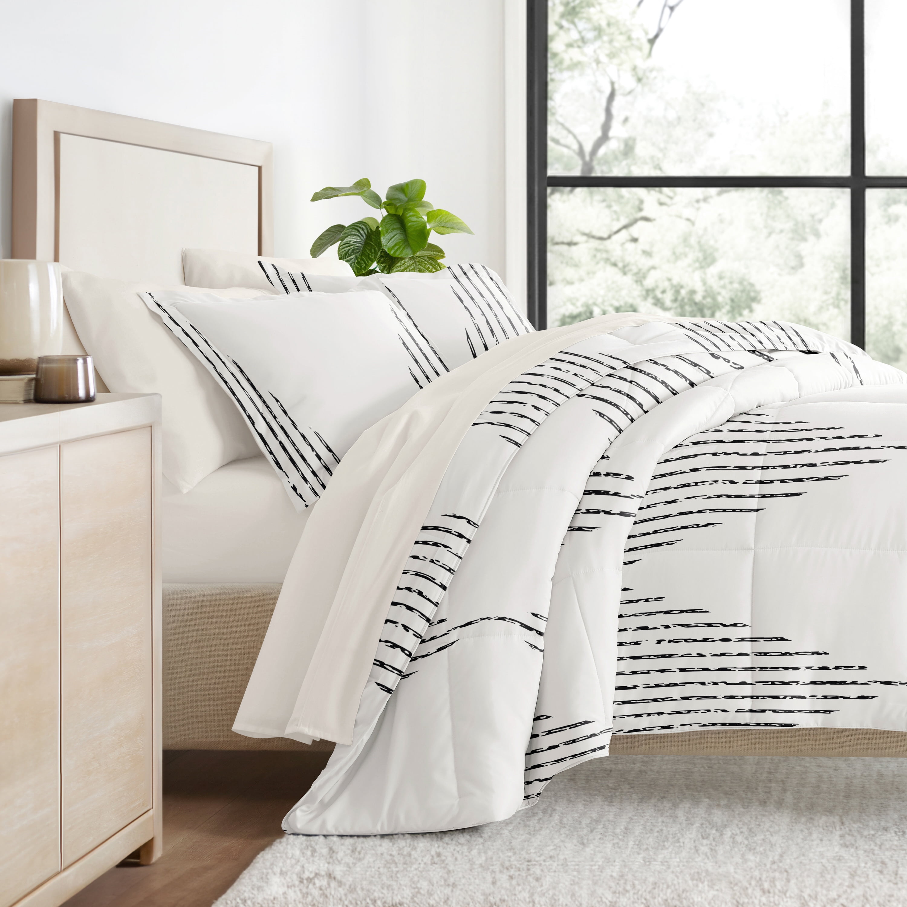 Comfort Canopy - King Bedding Bundle, Patterned Microfiber Comforter and Solid Sheet Set in Diamond Stripe Gray