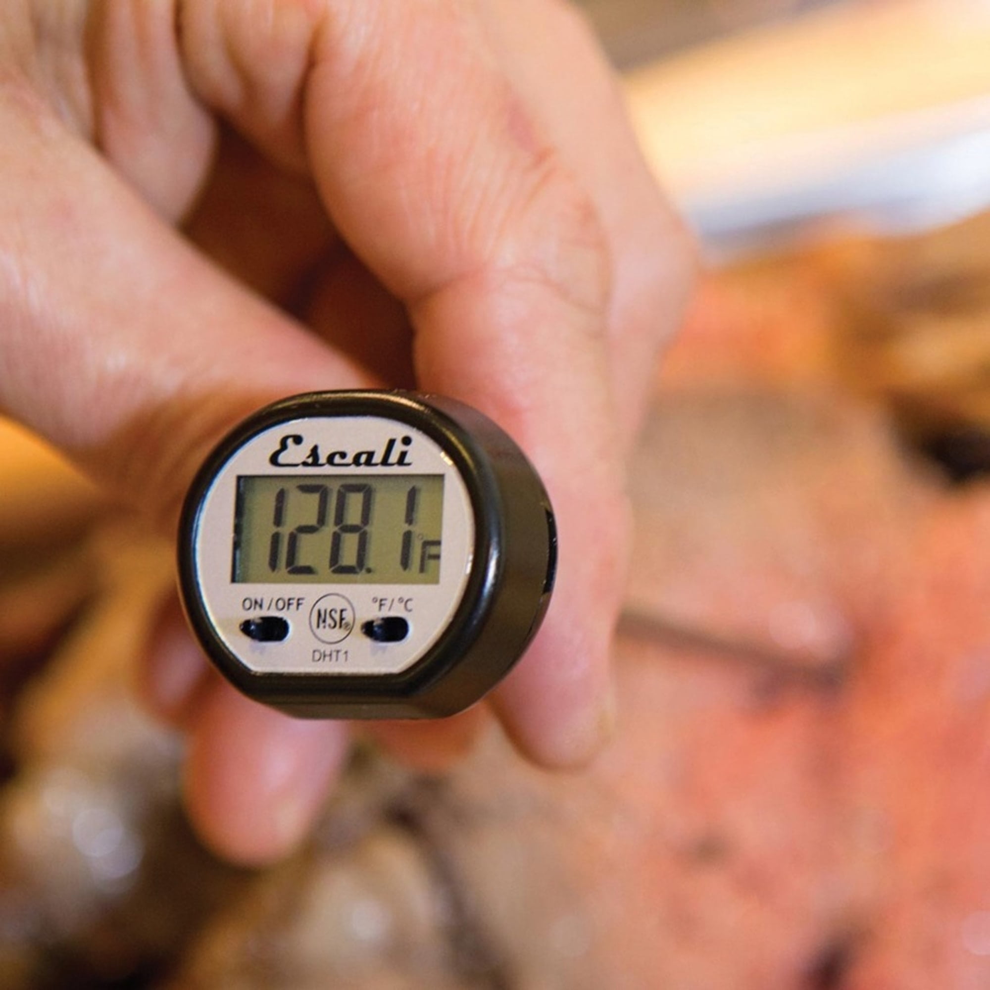Escali Digital Display Kitchen Thermometer, Target Cooking for Meat, Anti Roll Design Extend Probe Holder NSF Certified