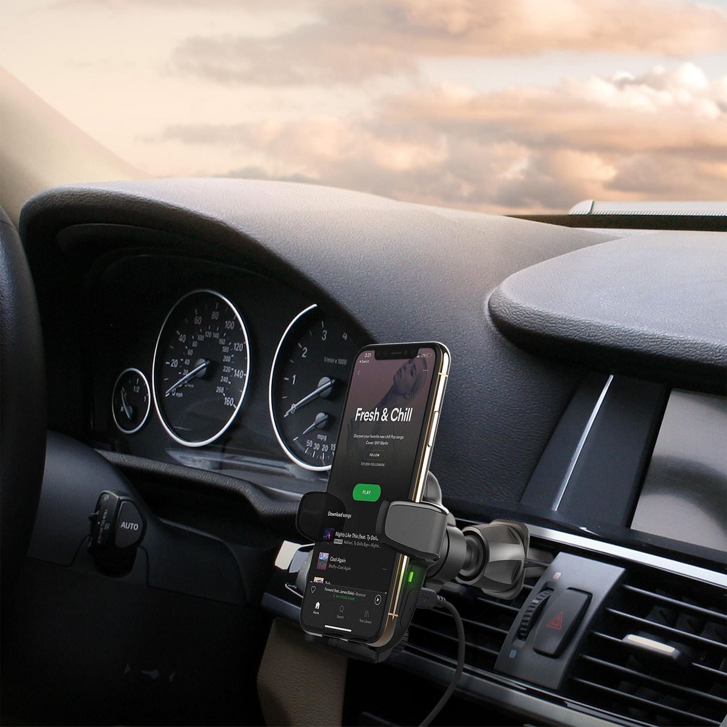 iOttie Auto Sense Wireless Charging CD & Air Vent Combo Phone Mount - Black