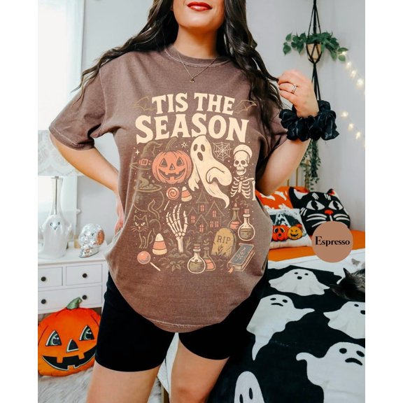 Retro 'Tis The Season Skeleton Pumpkin Ghost Halloween TShirt | Y2K Halloween | Women's Shirt