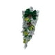 thumbnail image 4 of Guirnalda navideña realista con forma de lágrima, lazo y fondo nevado para la puerta principal Verde, 4 of 9
