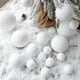 thumbnail image 5 of ¡Ahorra Más!, Adornos colgantes para árbol de Navidad, bolas de nieve, decoración para el techo de la boda, bolas de espuma blanca pura, tienda, disfraces festivos Akmoler, 5 of 7