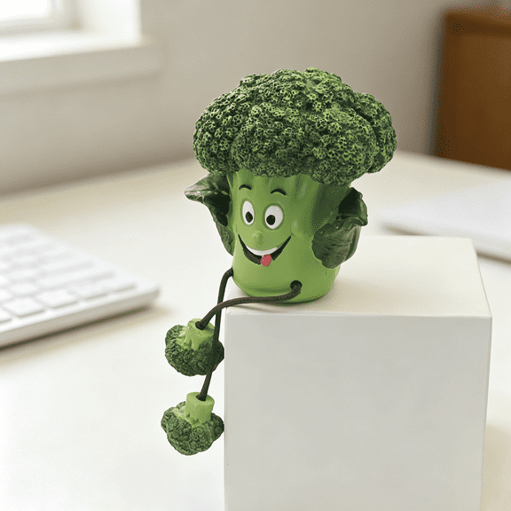 Kaireo Cute and Quirky Broccoli Desktop Decoration Vegetable Resin Crafts Kitchen/Desk/Windowsill Decoration Fun Housewarming