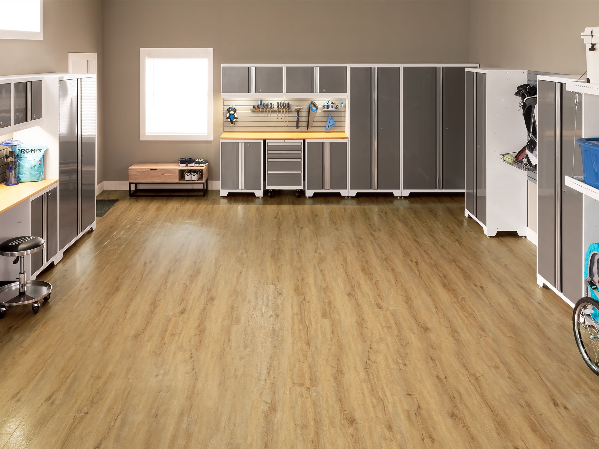 NewAge Products Vinyl Plank Flooring - 800 sqft - Natural Oak