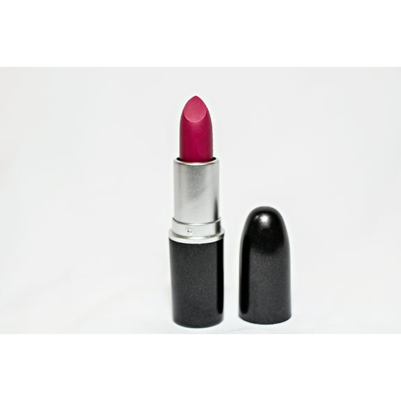 K.Calderwood Cosmetics smooth apply moisturizingkeep it classic lipsticks in your fave red