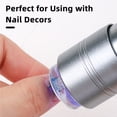 thumbnail image 4 of Secador de uñas portátil en aluminio plateado, sin pilas incluidas, ideal para manicura DIY, tamaño compacto de 95x30x30mm, peso ligero de 53g., 4 of 7