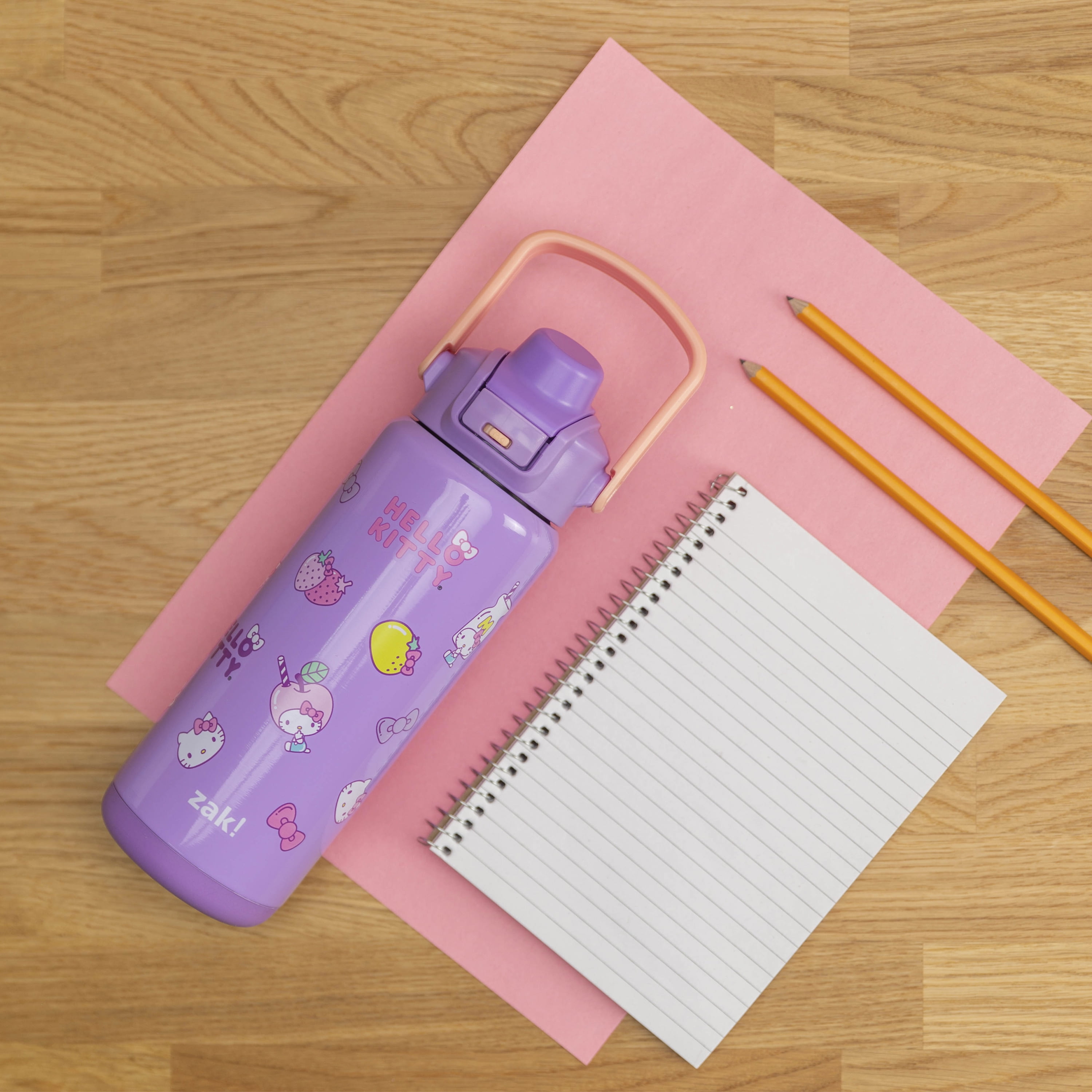 Zak Designs 20oz Kids Straw Water Bottle, Stainless Steel Vacuum Insulated Liberty Bottle with Easy-Open Locking Spout Cover for Travel, Built in Carry Handle, Hello Kitty