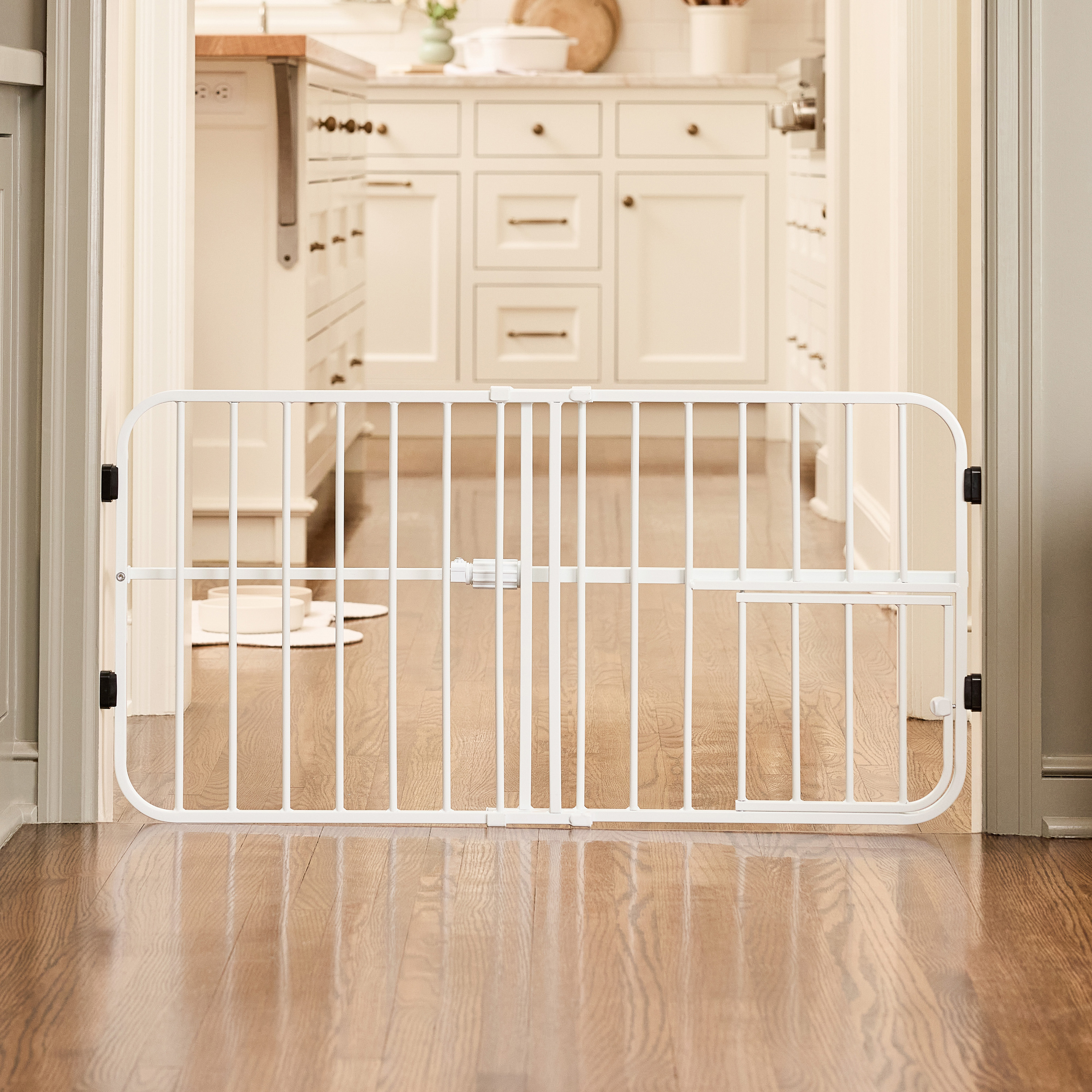 Carlson Pet Products Mini Tuffy Metal Pet Gate, 38" Wide photo 7