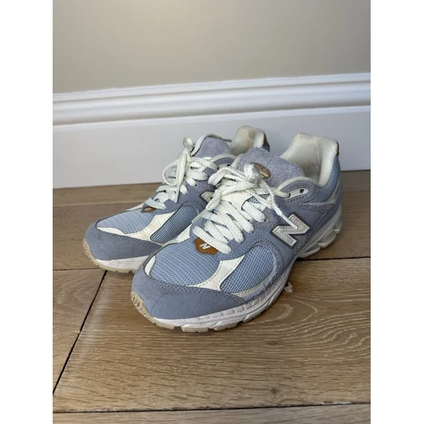 Size 5 - New Balance 2002R Wet Blue M2002RSD Running Shoes