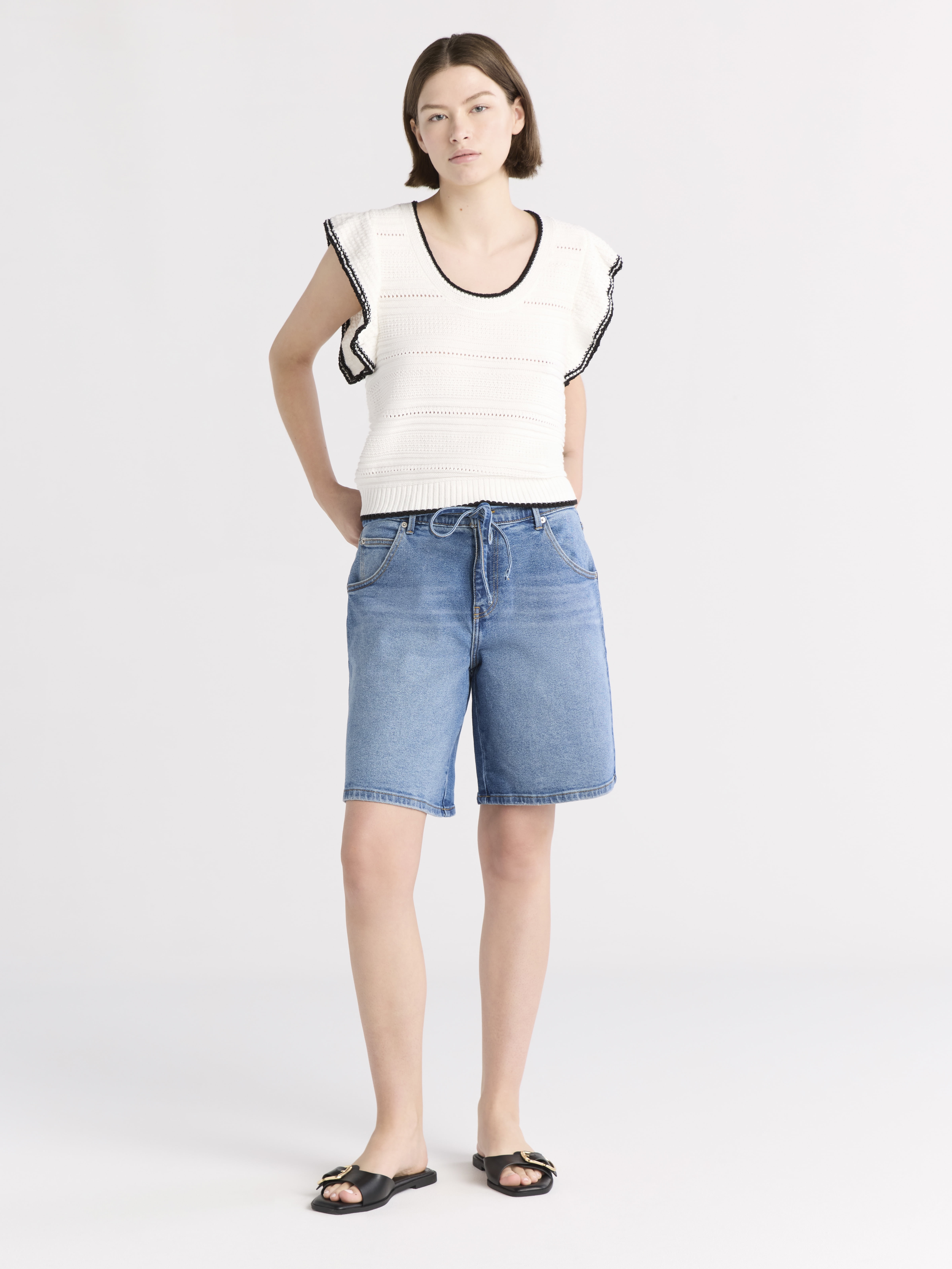 Free Assembly Women's and Women's Plus Bermuda Shorts with Belt, 9" Inseam, Sizes 0-28