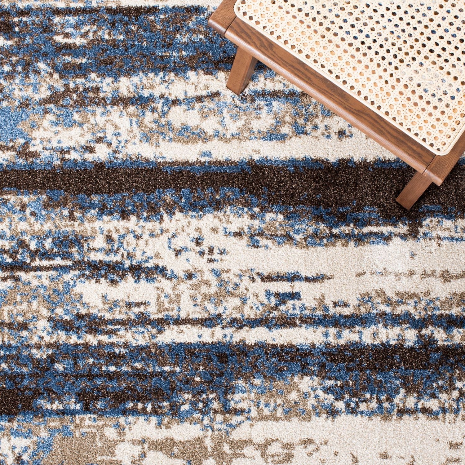 SAFAVIEH Retro Mayson Abstract Area Rug