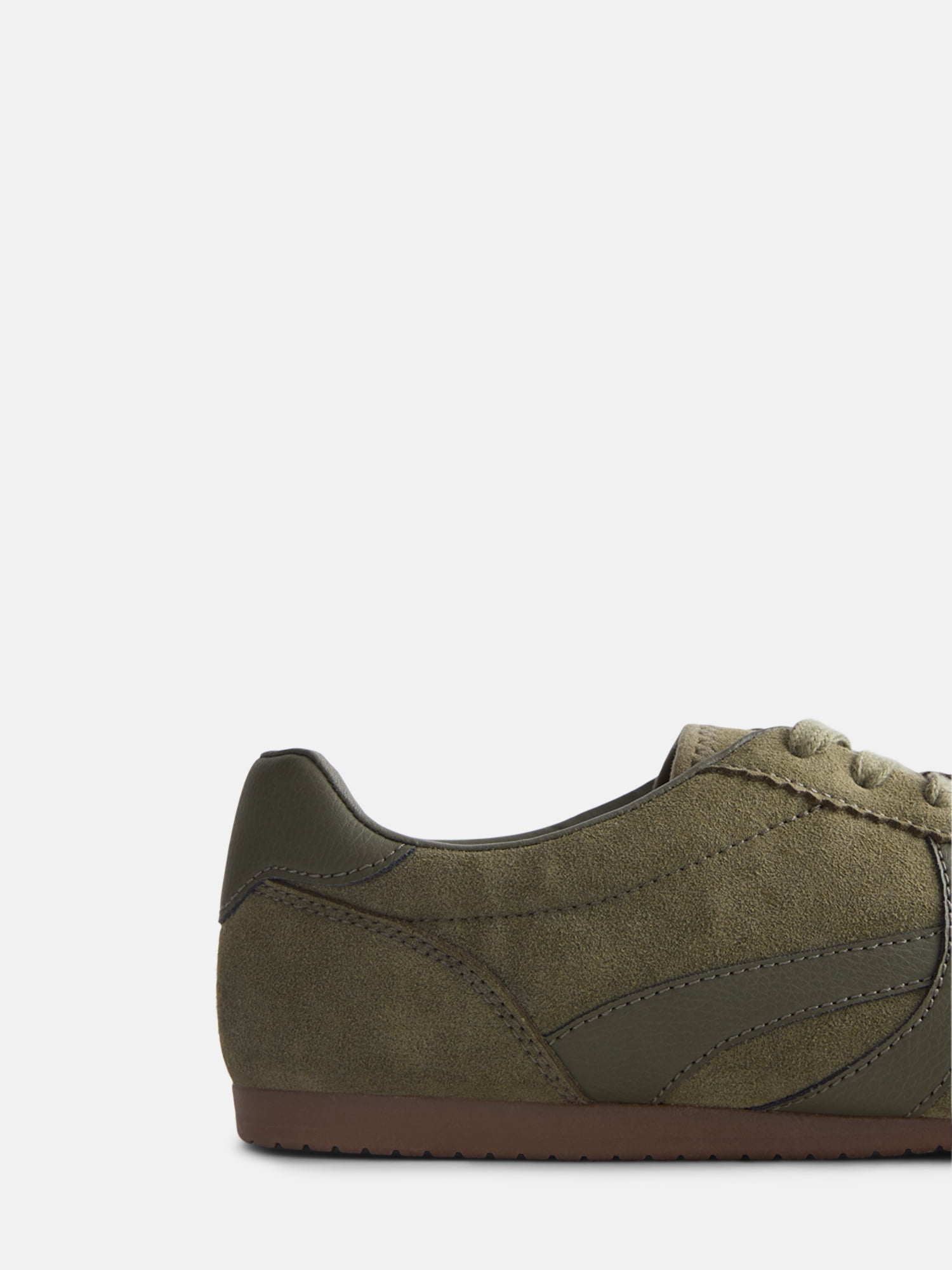 Scenario Women's Lace Up Low Profile Sneakers