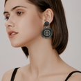 thumbnail image 4 of Aretes Elegance 11 Diseños Colgantes Hechos a Mano con Cuentas Negras, 4 of 7