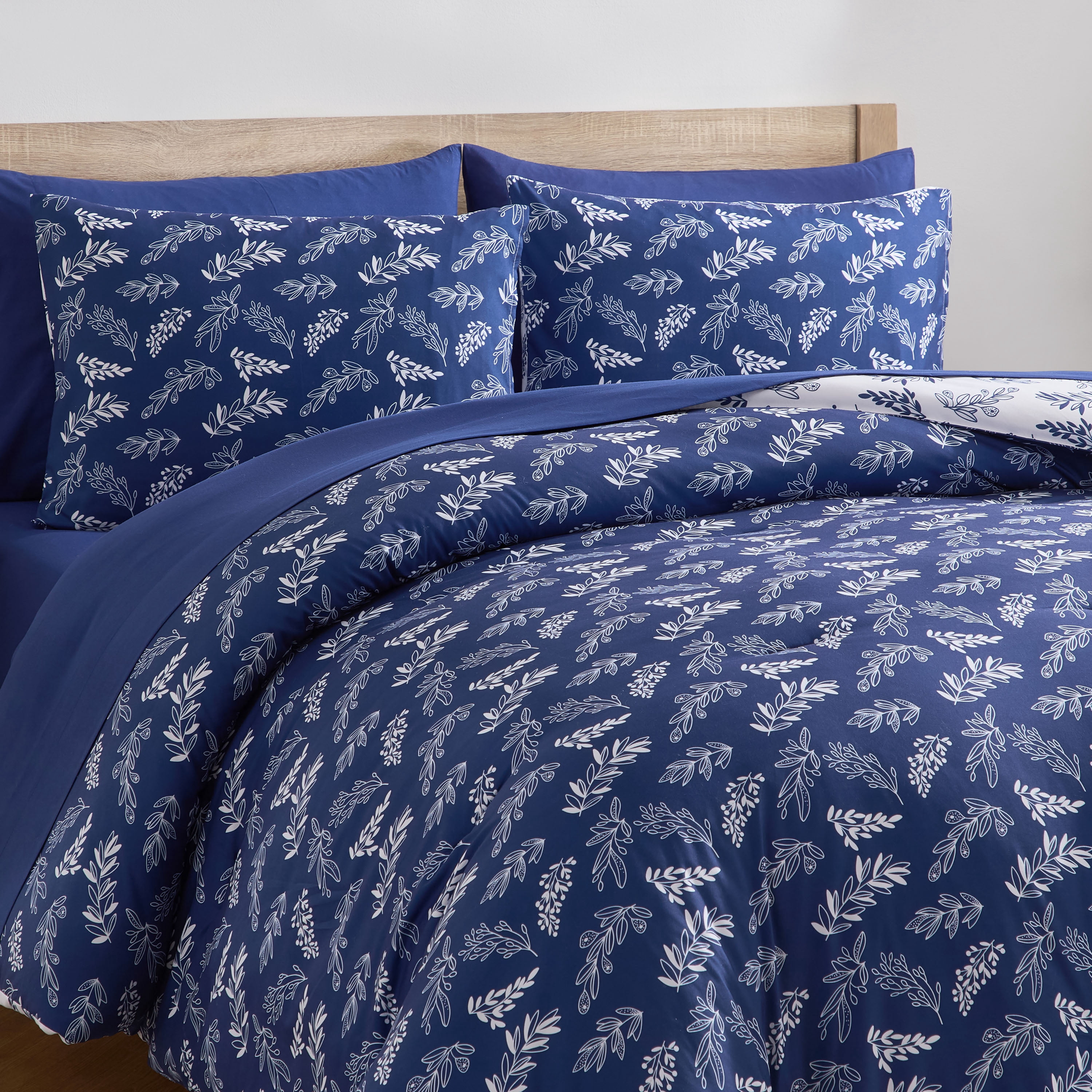 LammaLoe Twin Comforter Sets, 5 Piece Botanical Bed in a Bag, Reversible Bedding Comforter Set with Sheets, Modern Bed Set, Majestic Blue/Lunar Gray