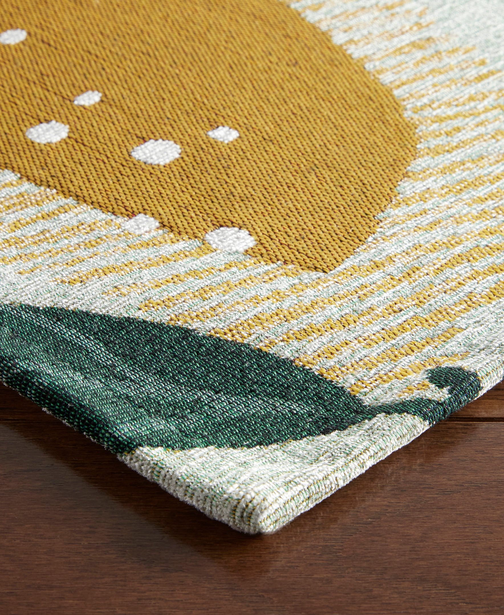 TOWN & COUNTRY LUXE Livie Fresh Lemon Everwash® Washable Multi-Use Decorative Rug, Kitchen Rug, Low-Profile Door Mat, Bedroom Rug and Dorm Room Rug with Non-Slip Backing, Seafoam Green, 24"x40"