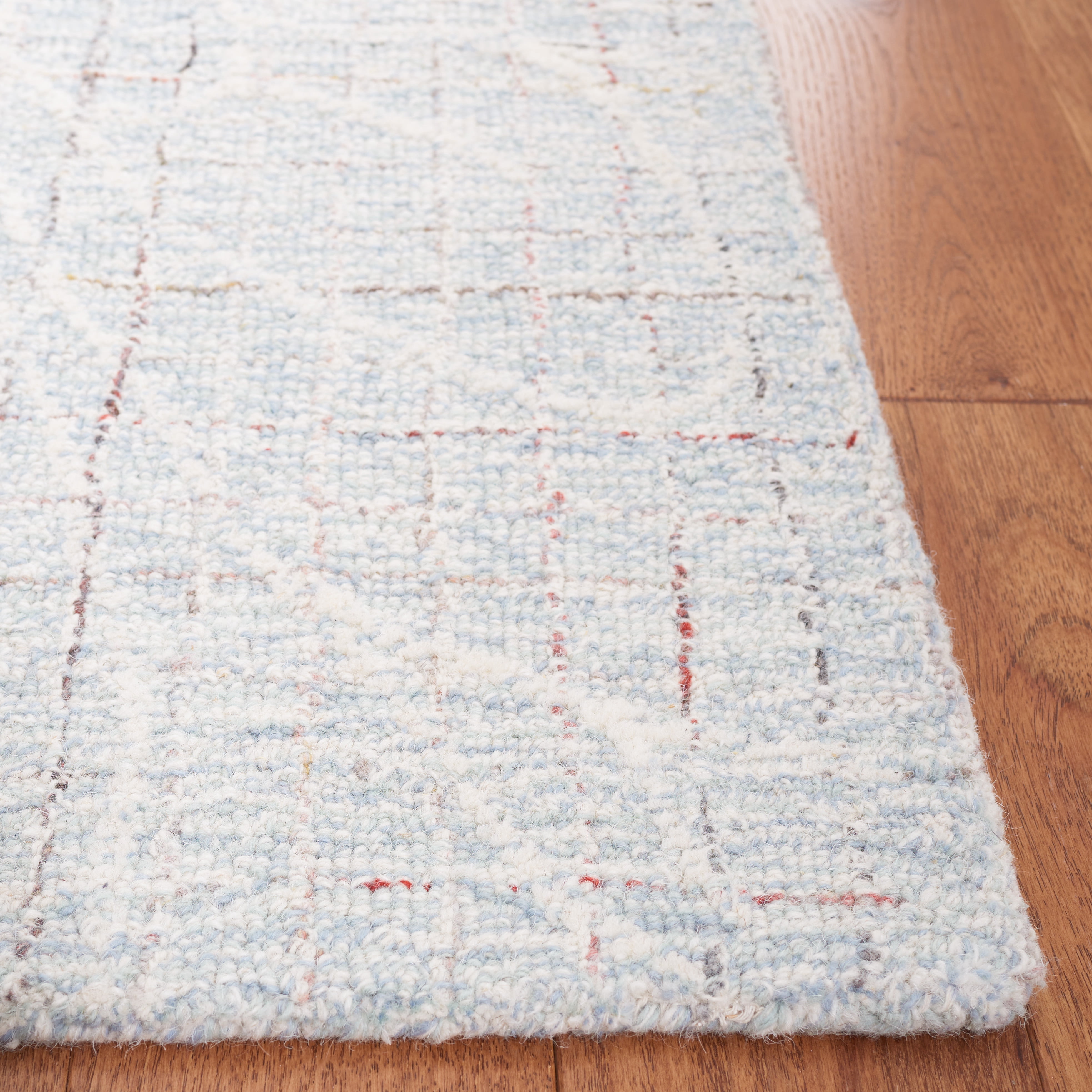 SAFAVIEH Metro Wade Floral Area Rug, Blue/Ivory, 6' x 6' Square