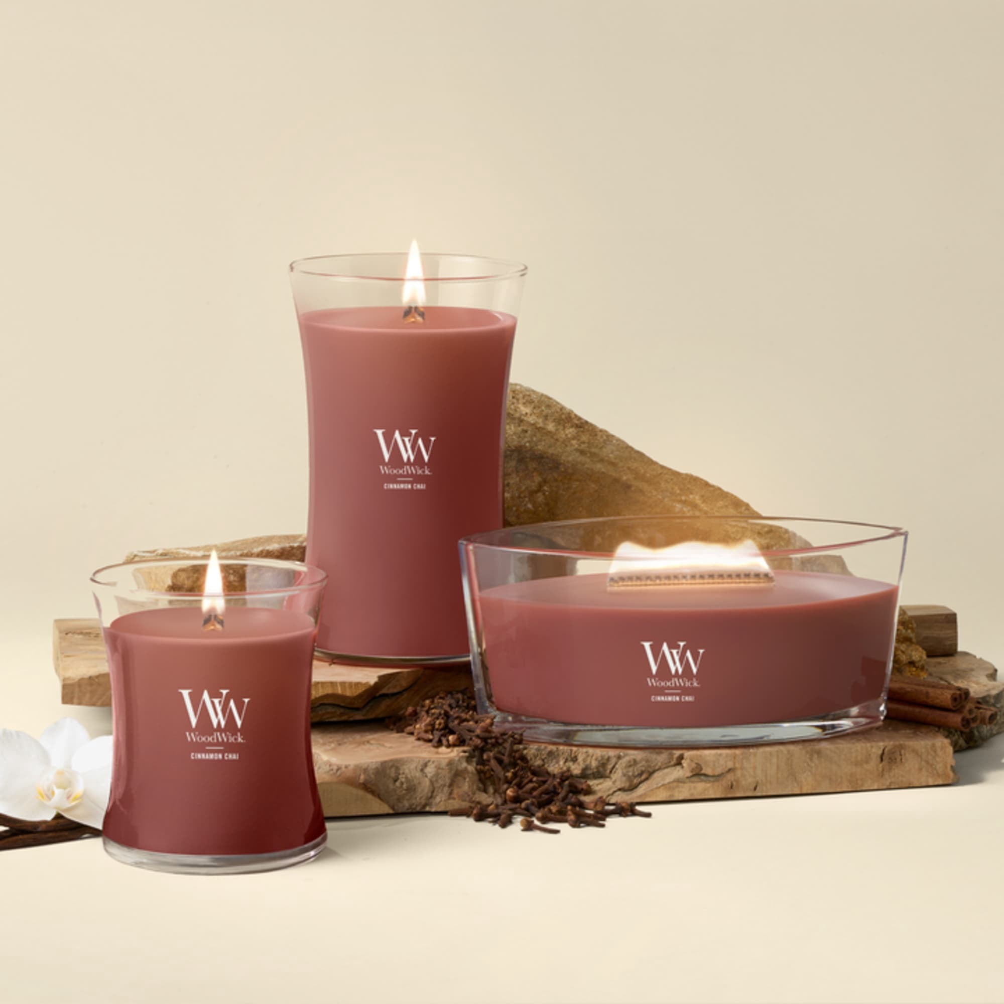 WoodWick Cinnamon Chai Scented Large Hourglass Candle, Crackles as it Burns, Perfect for Gifting, 21oz