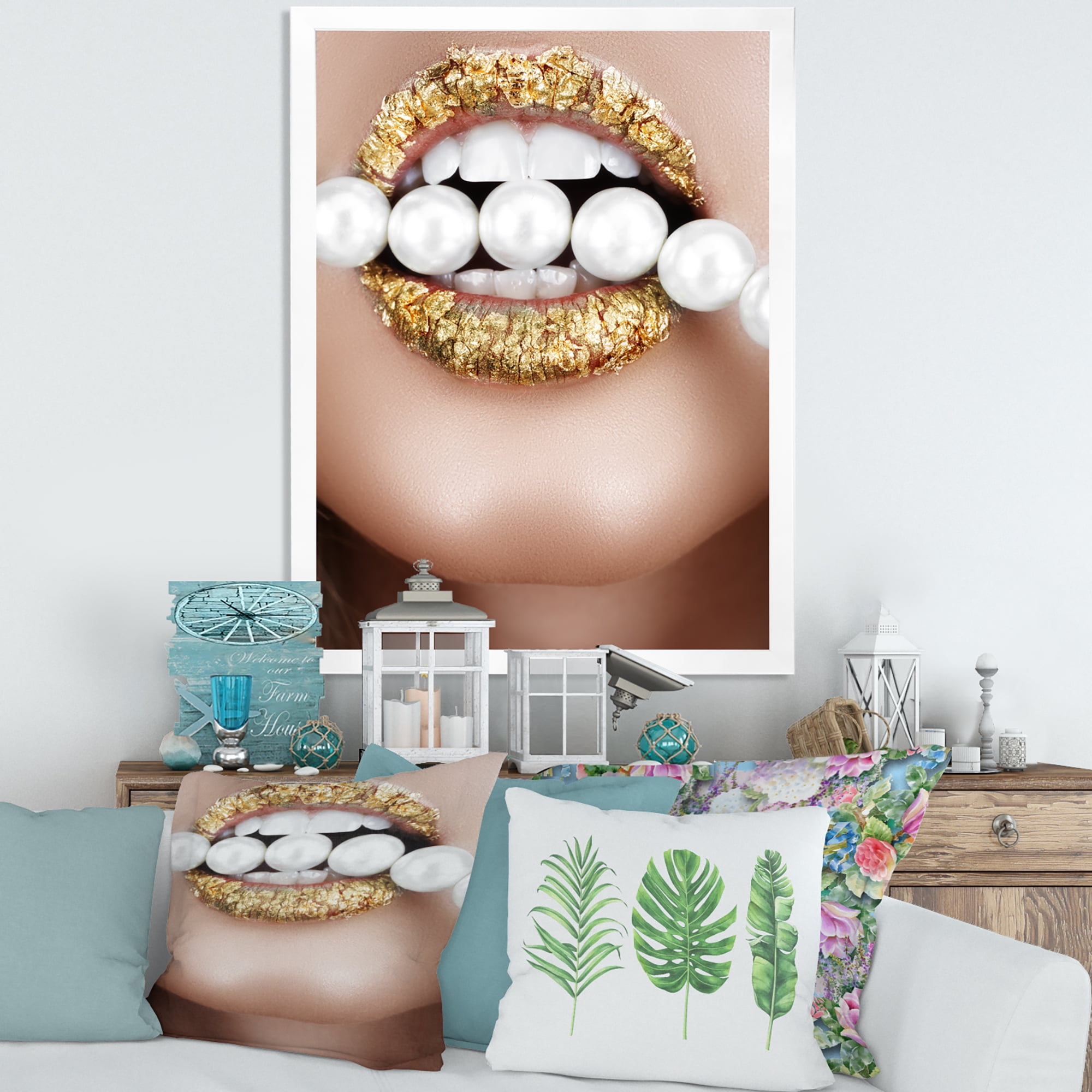 Designart 'Gold Leaf Lips Mouth With Pearls' Modern Framed Art Print