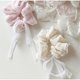 thumbnail image 5 of Corbatas para el cabello para mujeres – Juego de 3 piezas de coleteros para el cabello para niñas – Diseño de encaje blanco – Corbata para el cabello con soporte para cola de caballo de tela, 5 of 5