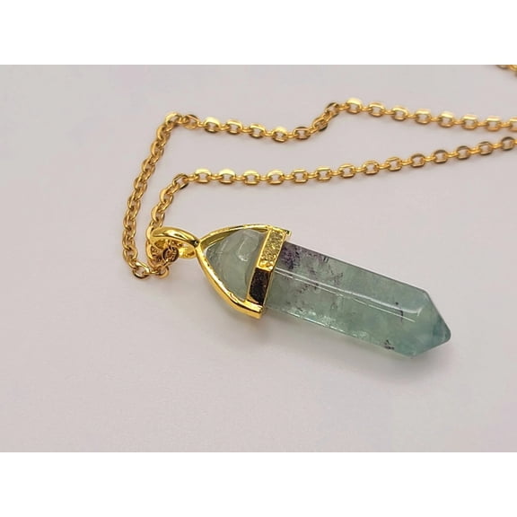 Handmade Crystal Necklace Gold Tone Green Fluorite Crystal Pendant Necklace