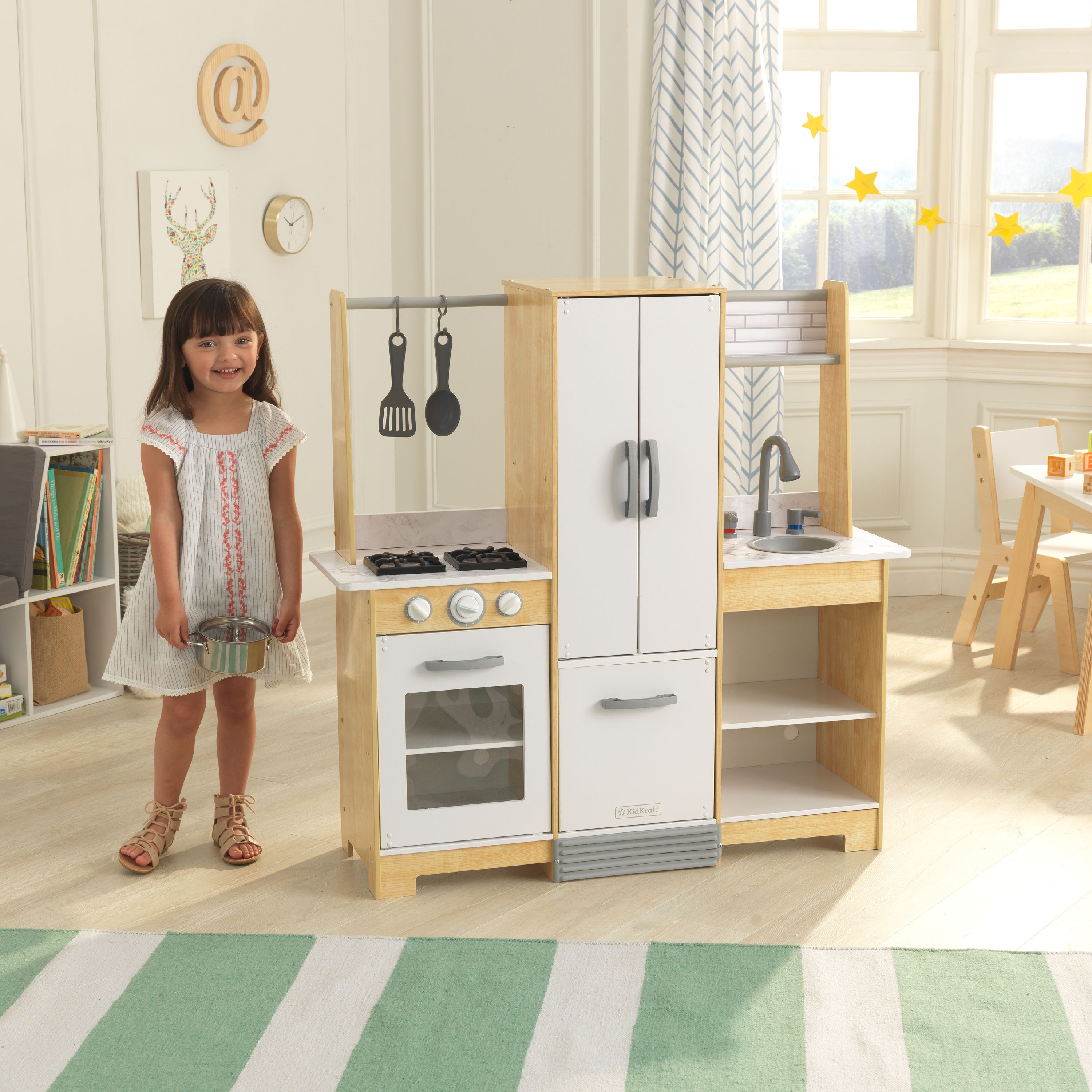 KidKraft Modern-Day Play Kitchen with EZ Kraft Assembly - image 4 of 12