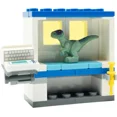 thumbnail image 2 of LEGO Monde Jurassique : Minifigurine de Bébé Raptor avec Armoire de Laboratoire d'ADN, 2 of 5