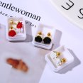 thumbnail image 4 of Boucles d'Oreilles Clous Roses pour Femmes Fleur Acrylique Or Acier Inoxydable Vis Arrière, 4 of 6