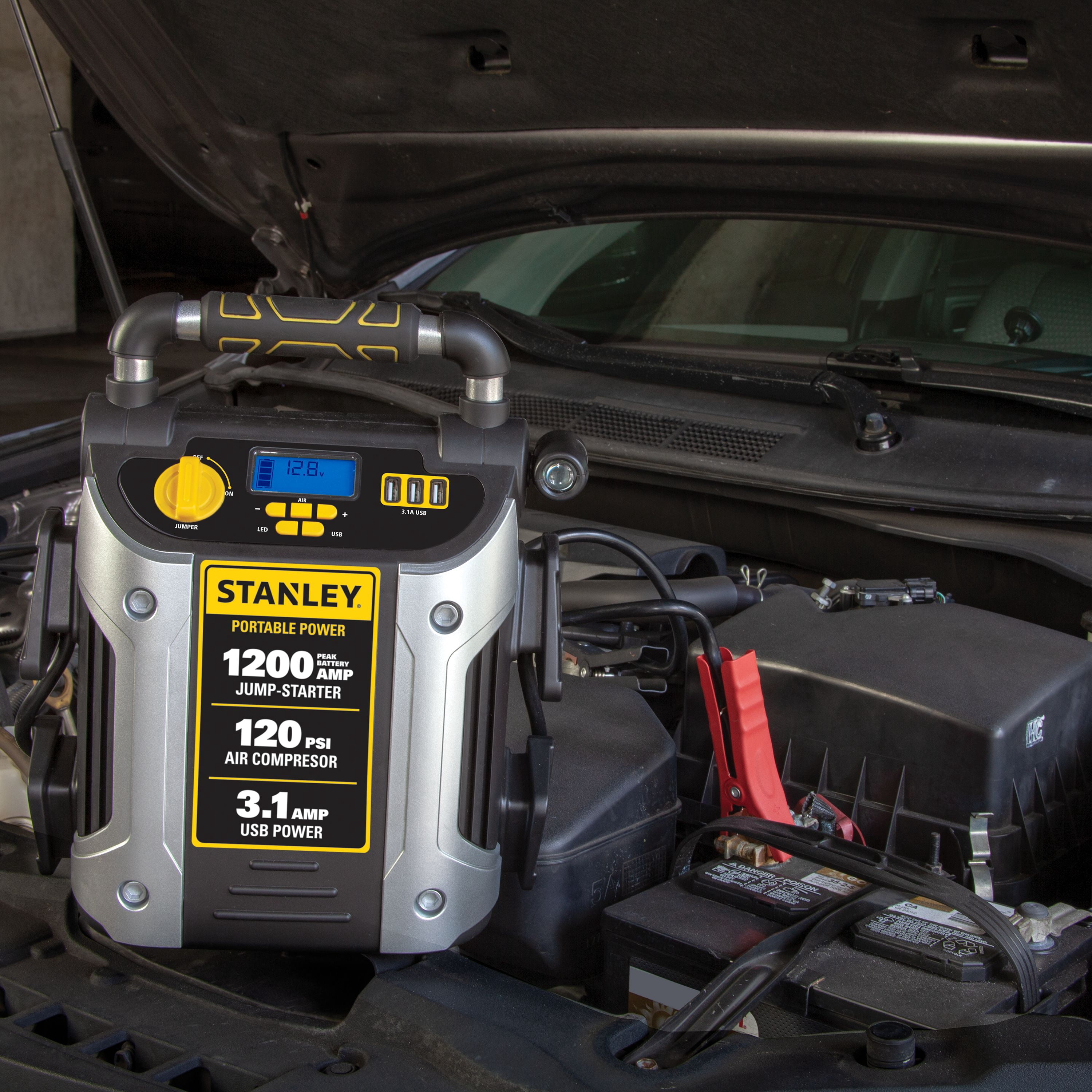 STANLEY J5C09D 1200 Peak Amp Portable Car Jump Starter with 120 PSI Air Compressor and USB Power