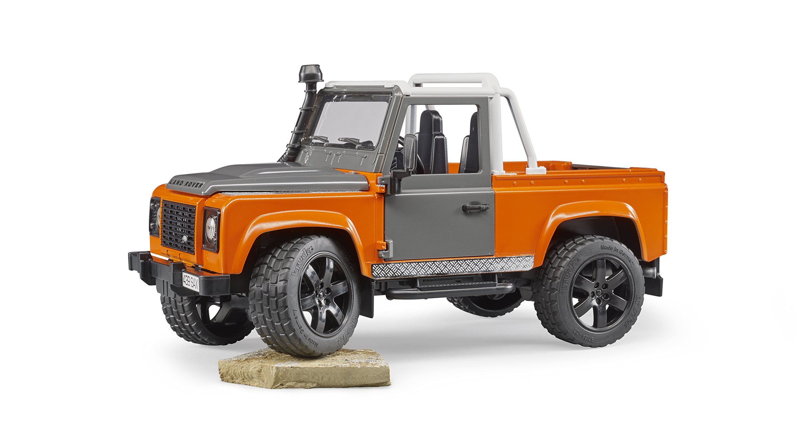 Pick up Land Rover Defender avec jet ski et figurine Bworld articulée Bruder  1:16 025991 – Lacavernedevance