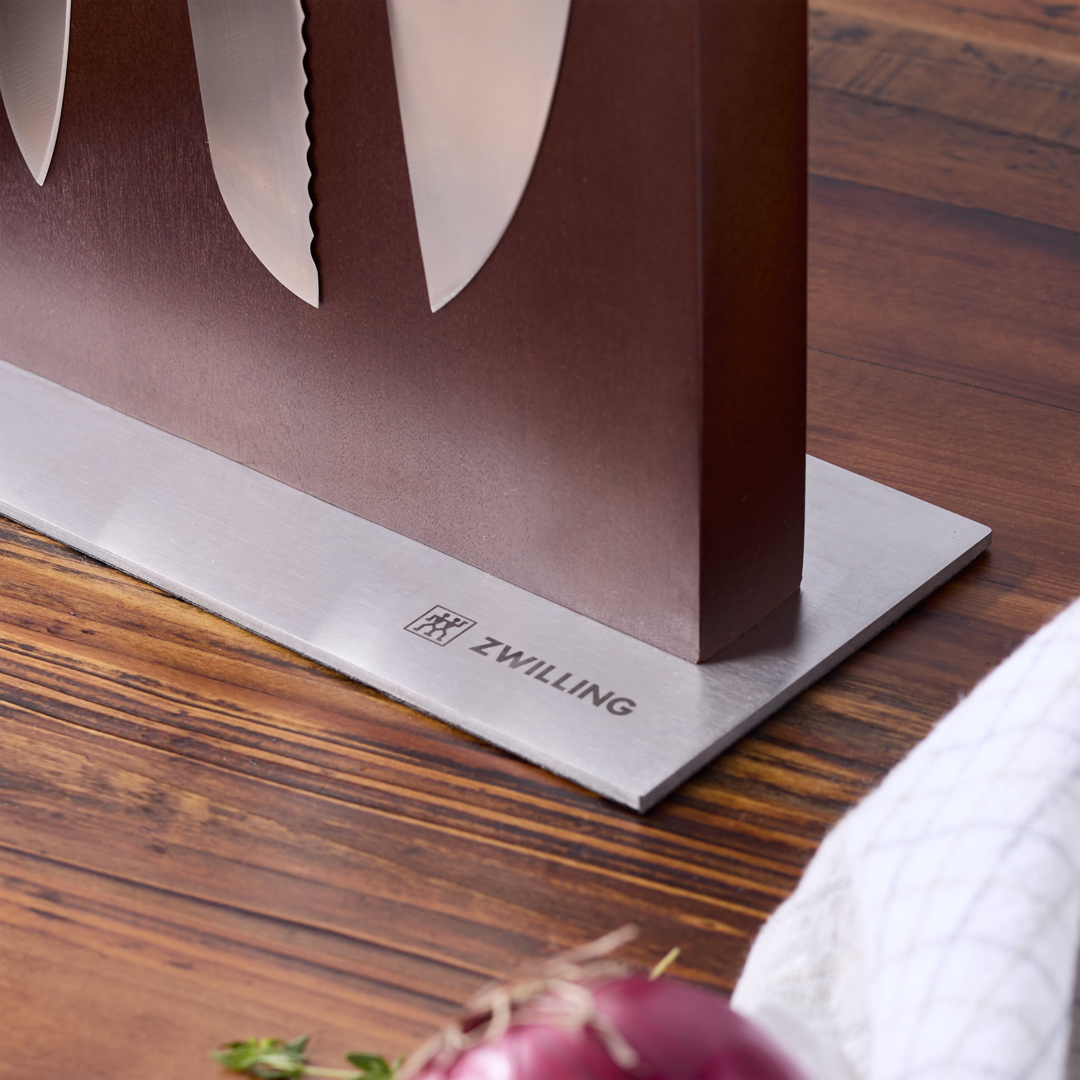 ZWILLING Pro RCF 5-pc Magnetic Knife Block Set - Brown