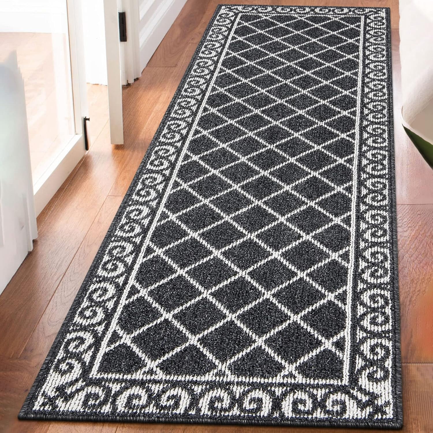 Yamaziot 2'x6' Hallway Runner Rug Washable Kitchen Floor Runners for Hallway, Non Skid Entryway Mat Low Profile Inside Doormat, Black