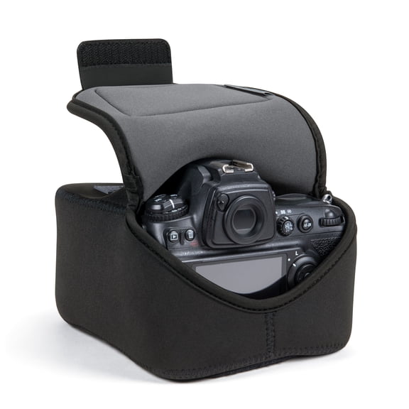 USA Gear Neoprene Camera Sleeve (Large) for Mid-Size SLRs with Zipper Pocket & Belt Loop (Black)