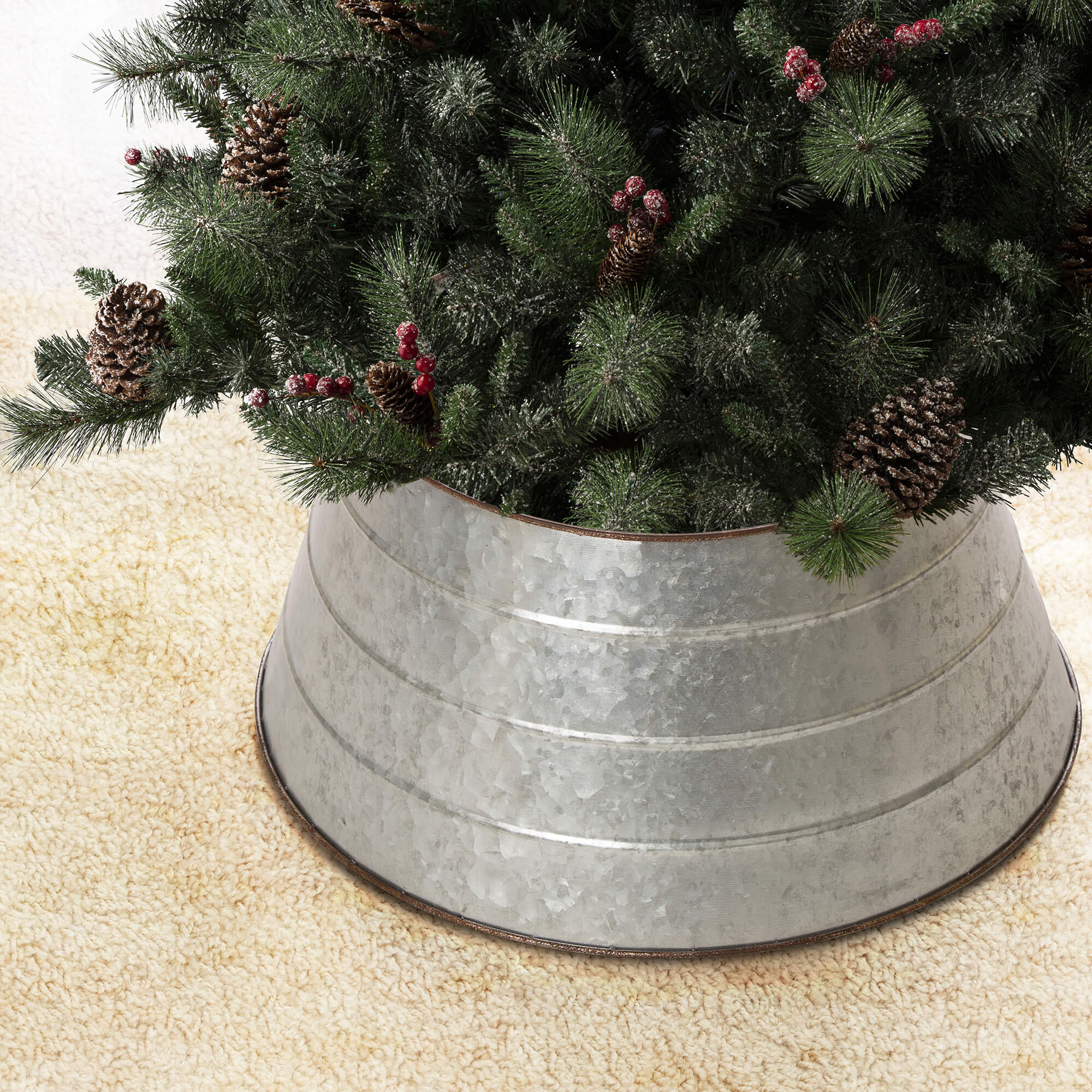 Glitzhome 22" Christmas Galvanized Metal Tree Collar