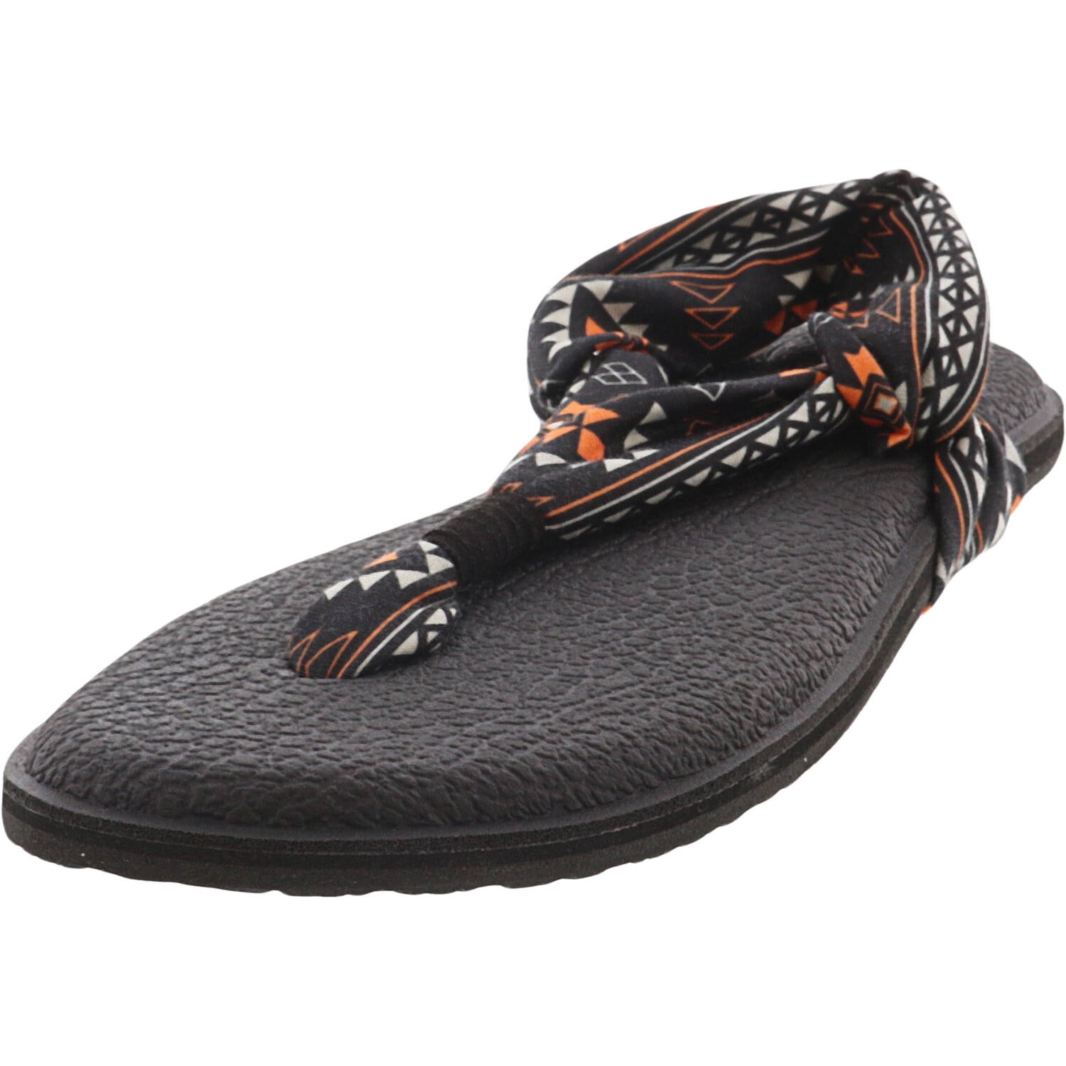 sanuk closed toe sandals