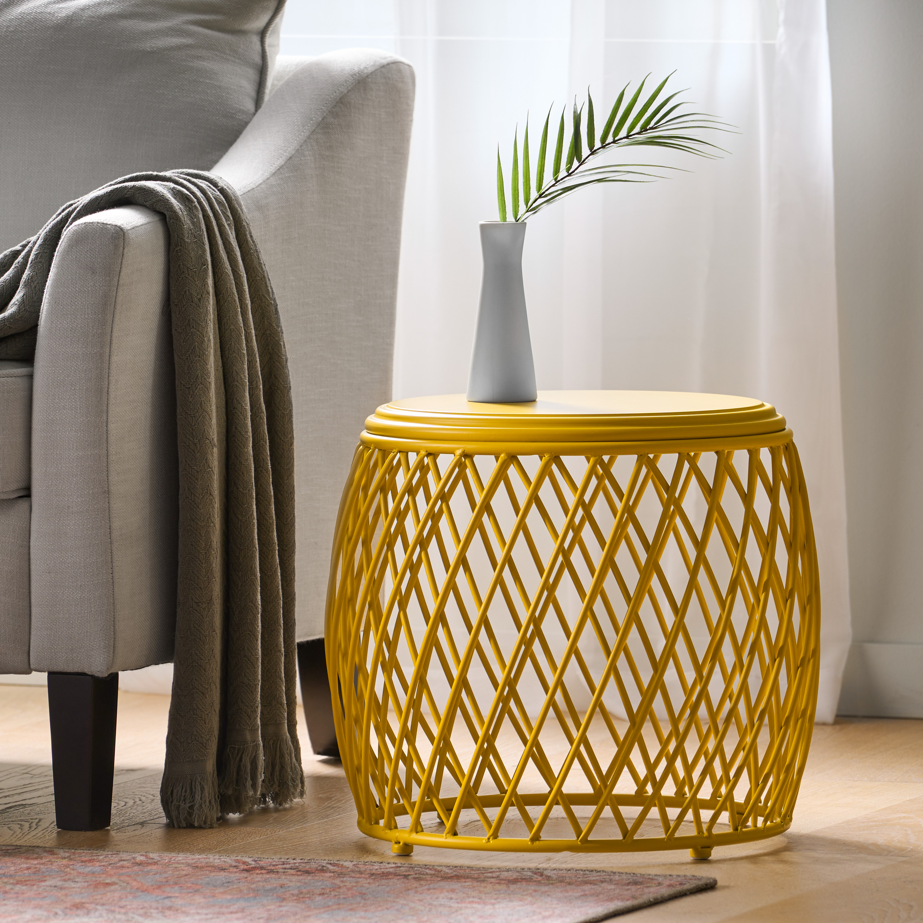 Outdoor Lattice Pattern Iron Side Table 19.75 Inch, Retro Decor Table for Patio Garden, Yellow