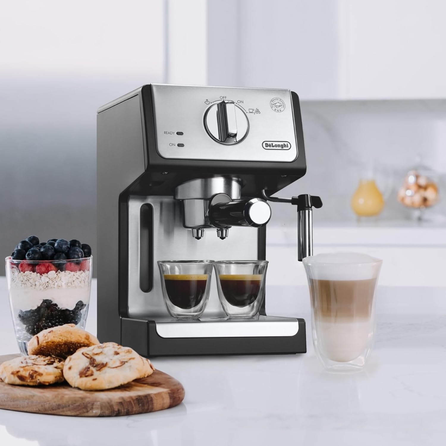 DeLonghi ECP3420 エスプレッソマシン ブラック De'Longhi 15-Bar Pump Espresso Machine with Manual Milk Frother
