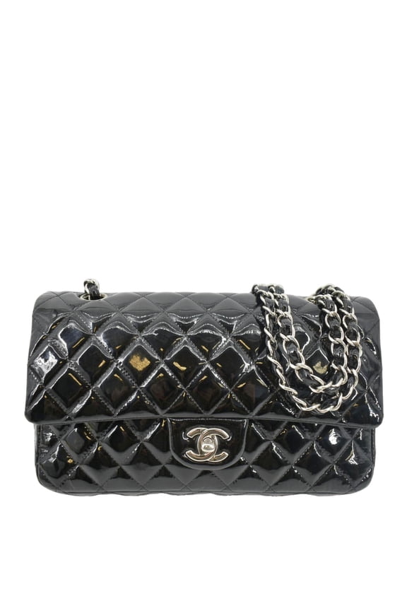 Pre-Owned CHANEL Classic Medium Double Flap Patent Leather Shoulder Bag Black