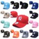 thumbnail image 2 of Mlb . Hip-hop Casual Hombres Y Mujeres Sombreros De Sol Al Aire Libre Varias Parejas Ajuste Gorra Gao Jiahui unisex, 2 of 2