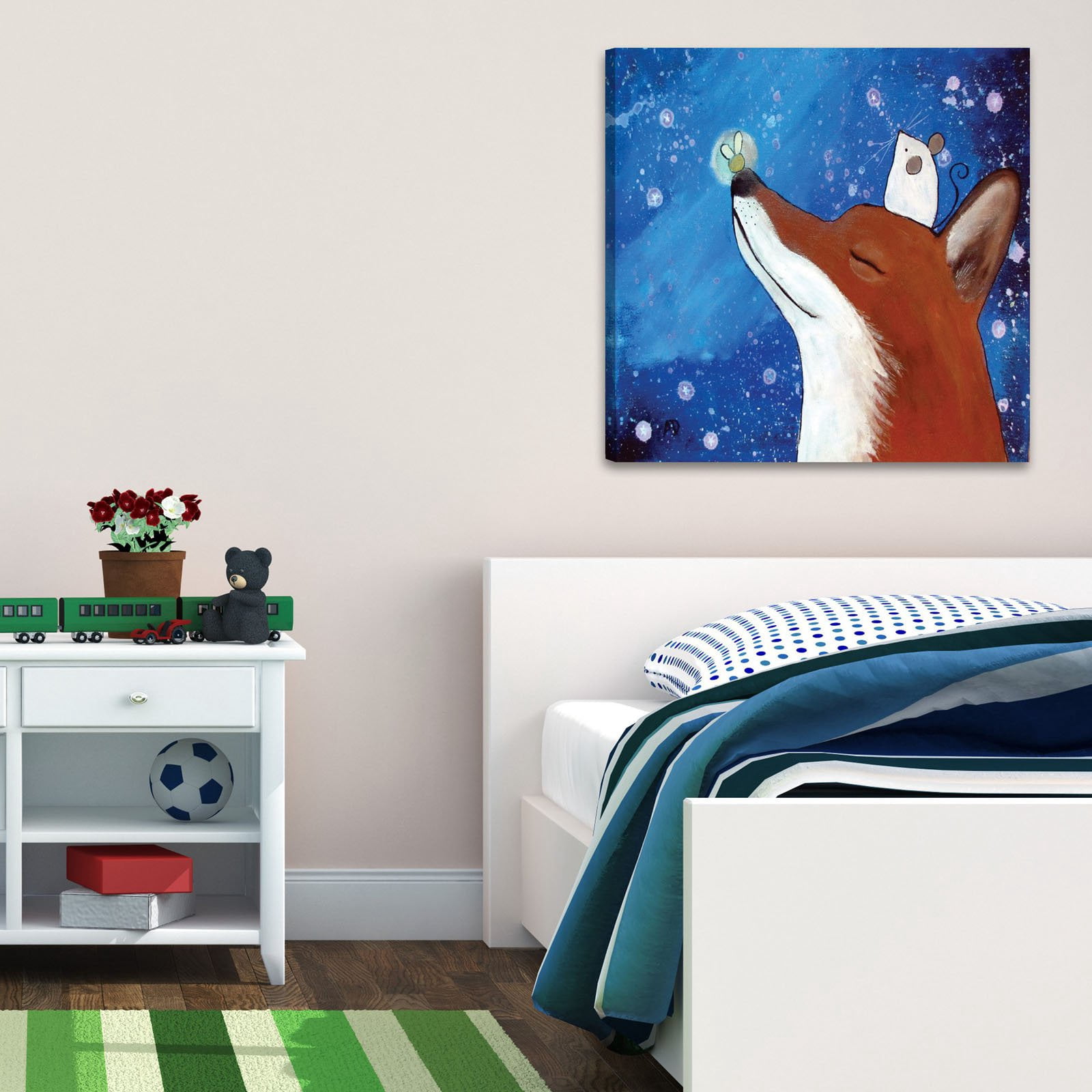 Marmont Hill Firefly on Nose Wall Art