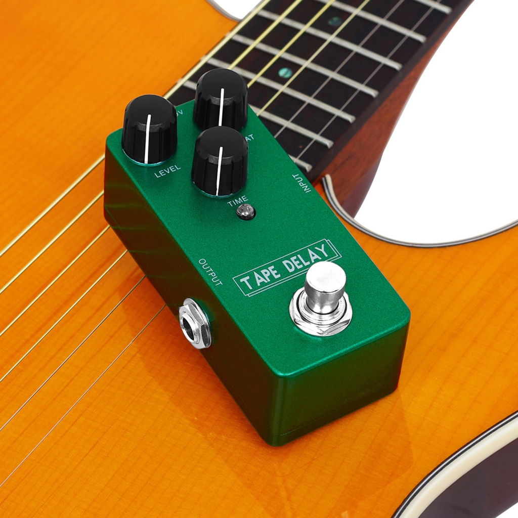 Compacts Guitar Sound Processor Multiple Effects Modes Distortion Delay Reverbs User Friendly Studio Equipment