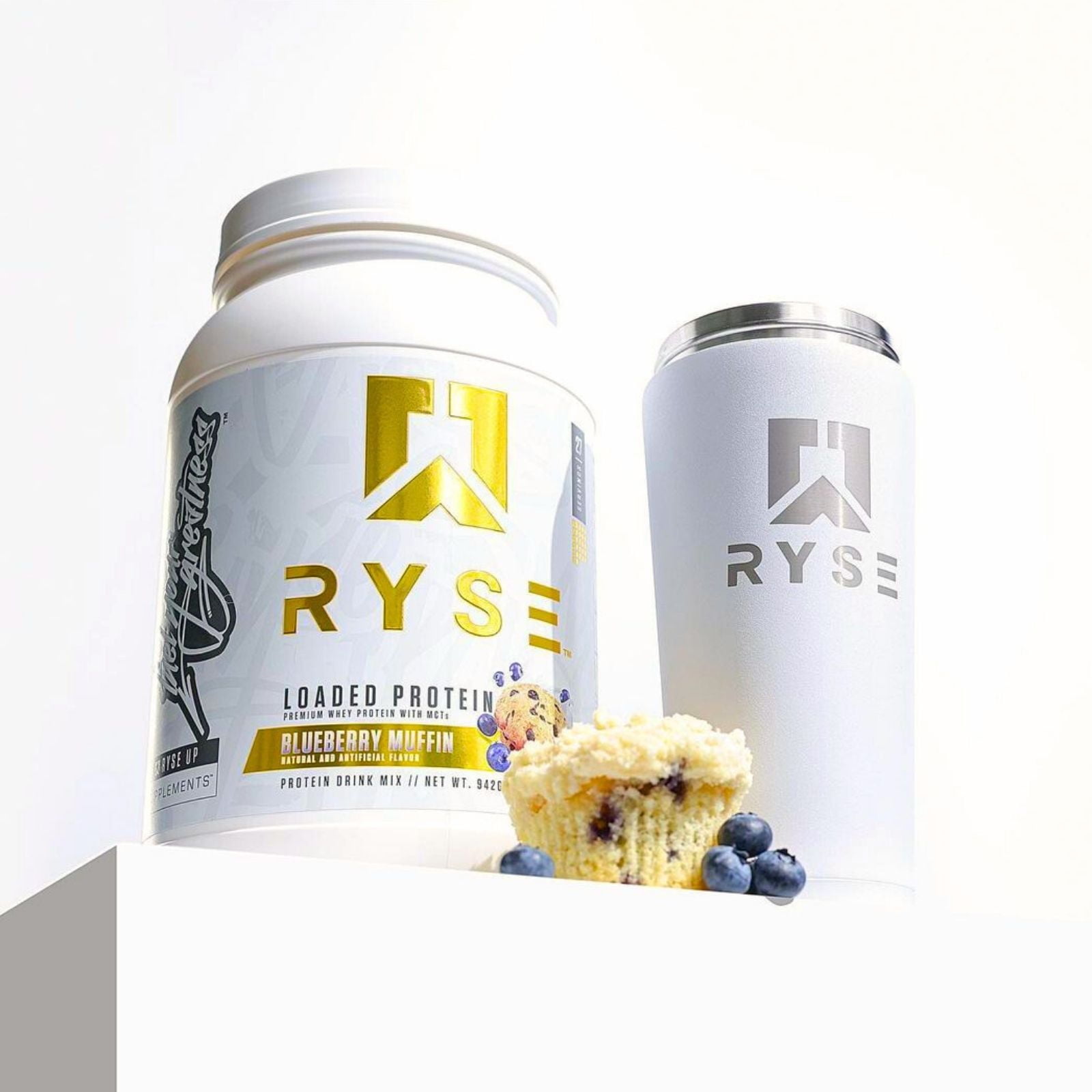 Ryse Loaded Protein Powder, 25g Whey Protein Isolate & Concentrate, with  Prebiotic Fiber & MCTs, Low Carbs & Low Sugar