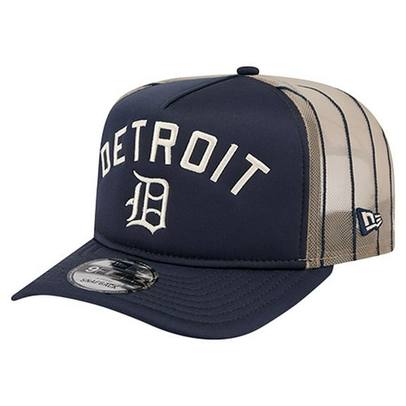 Men's New Era Navy Detroit Tigers Vintage Arched Foam Front 9FIFTY A-Frame Adjustable Trucker Hat