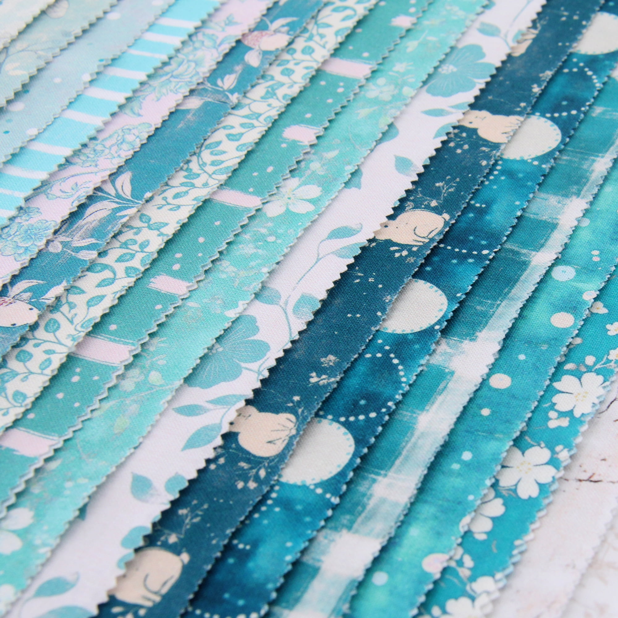Threadart Cotton Quilting Fabric Sold By The Yard - Vintage Threads Collection - 44" Width - 100% Cotton - Quilting, Sewing, Crafts - Aqua Fish