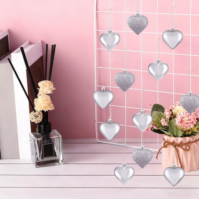 Set romántico de adornos en forma de corazón - 24 decoraciones colgantes con purpurina, brillo y mate para Navidad, Bodas y Aniversarios