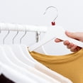thumbnail image 4 of Marcadores de ropa Uxcell de 150 piezas, etiquetas en blanco, adecuadas para varillas de 3.5 mm, etiqueta de color para perchas de ropa, roja, 4 of 7
