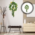 thumbnail image 1 of Houderco De Pared Con Guirnalda Artificial De Amarillo Y Hojas Para Ambiente, 1 of 6