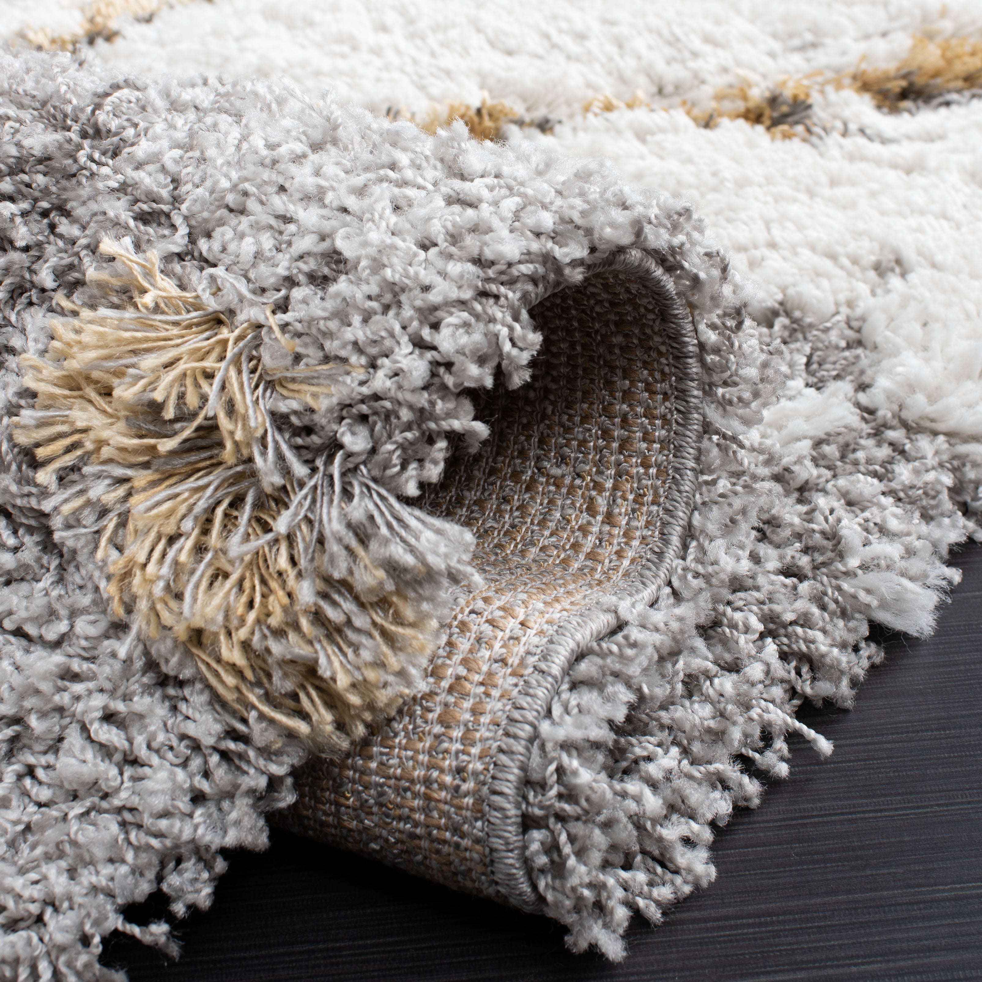 SAFAVIEH Horizon Konstantinos Abstract Shag Area Rug, Grey/Gold, 5' x 5' Square