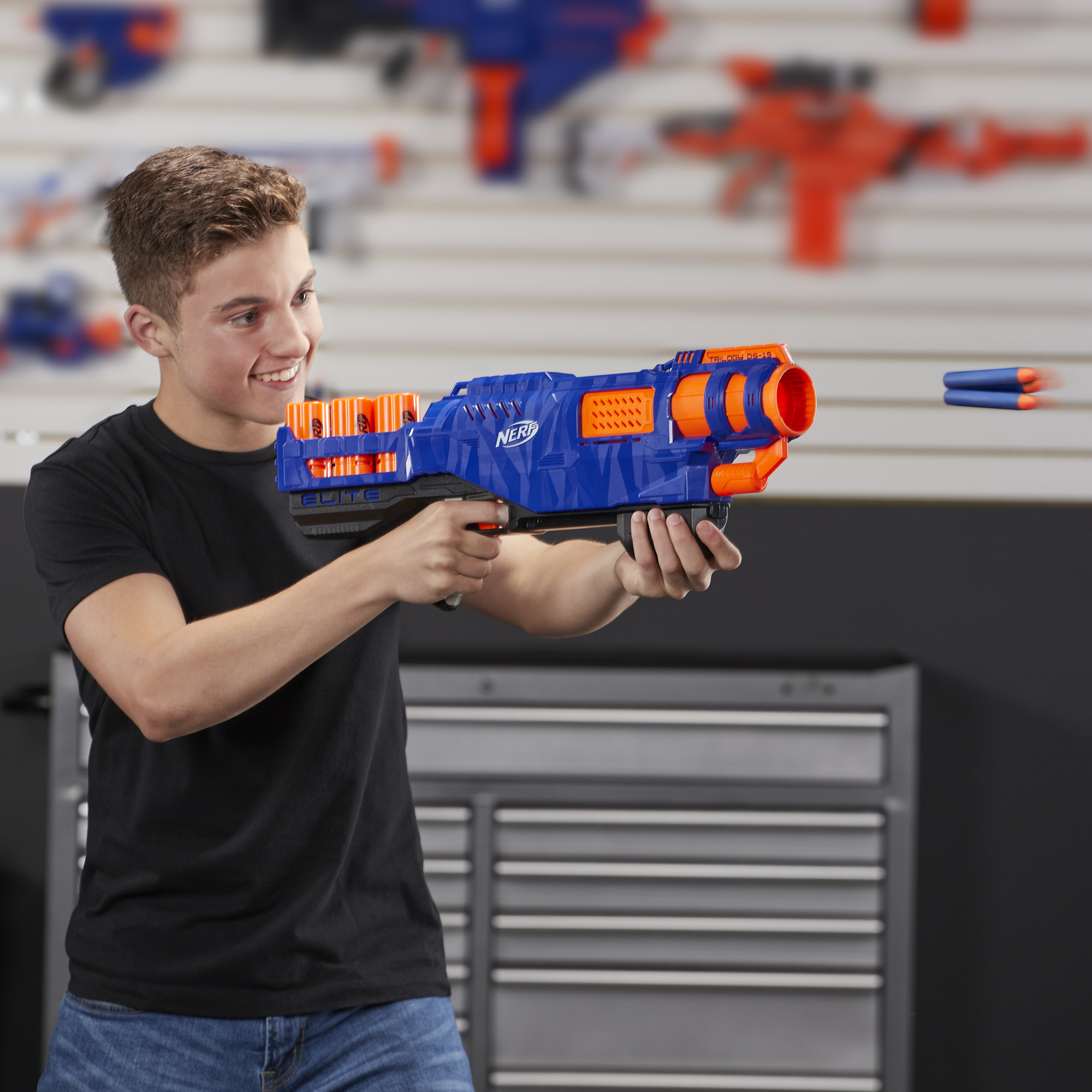 Trilogy DS-15 Nerf N-Strike Elite Toy Blaster with 15 Official Nerf Elite Darts and 5 Shells – For Kids, Teens, Adults - image 4 of 11